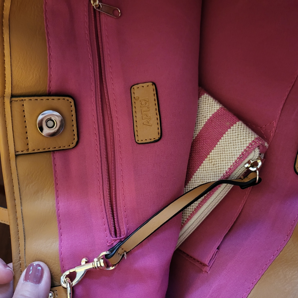 Apt. 9 Pink and Tan Tote Bags Set - Picture 2 of 7